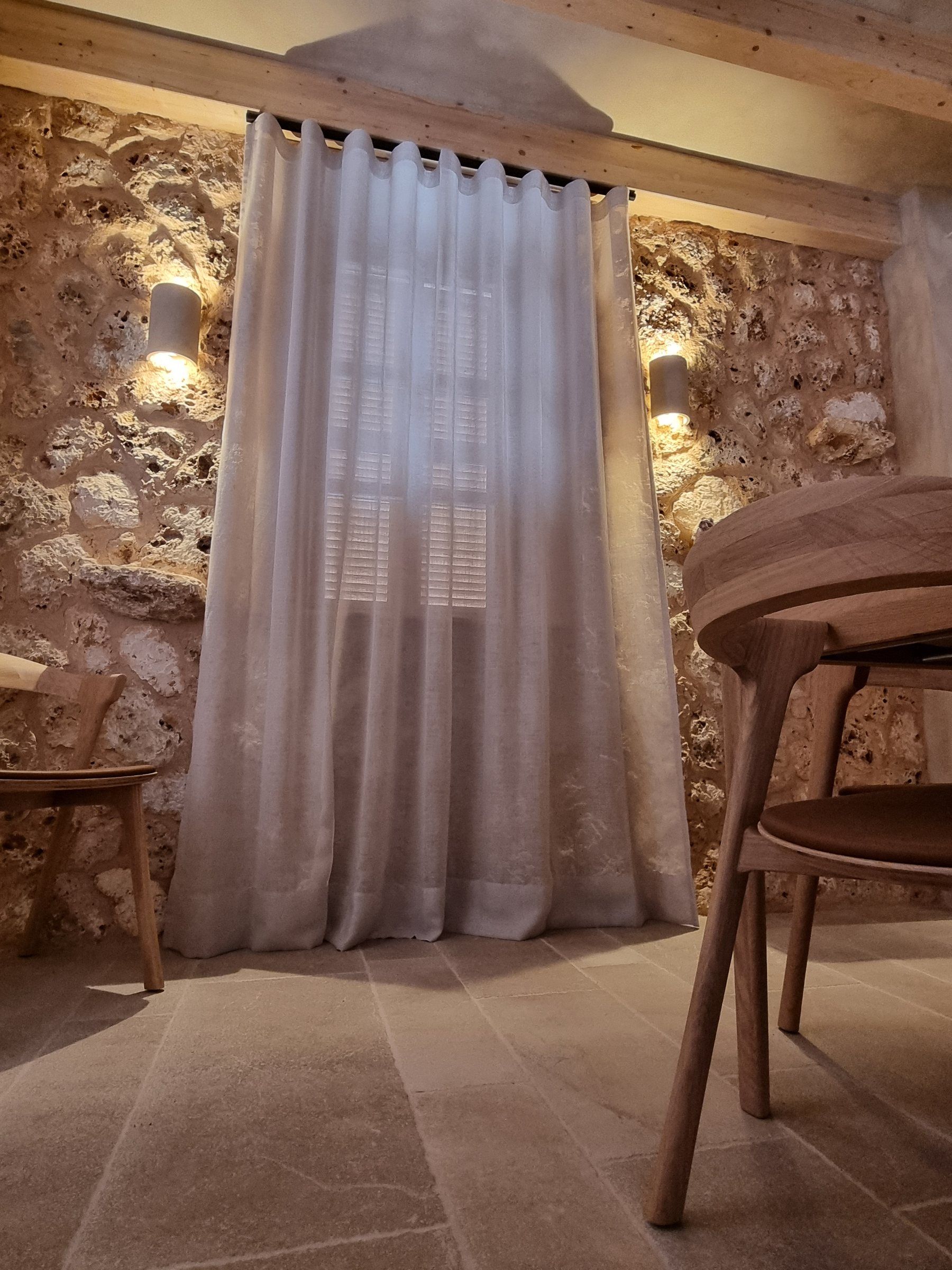 Curtains, blinds and upholstery – Alcúdia (2)