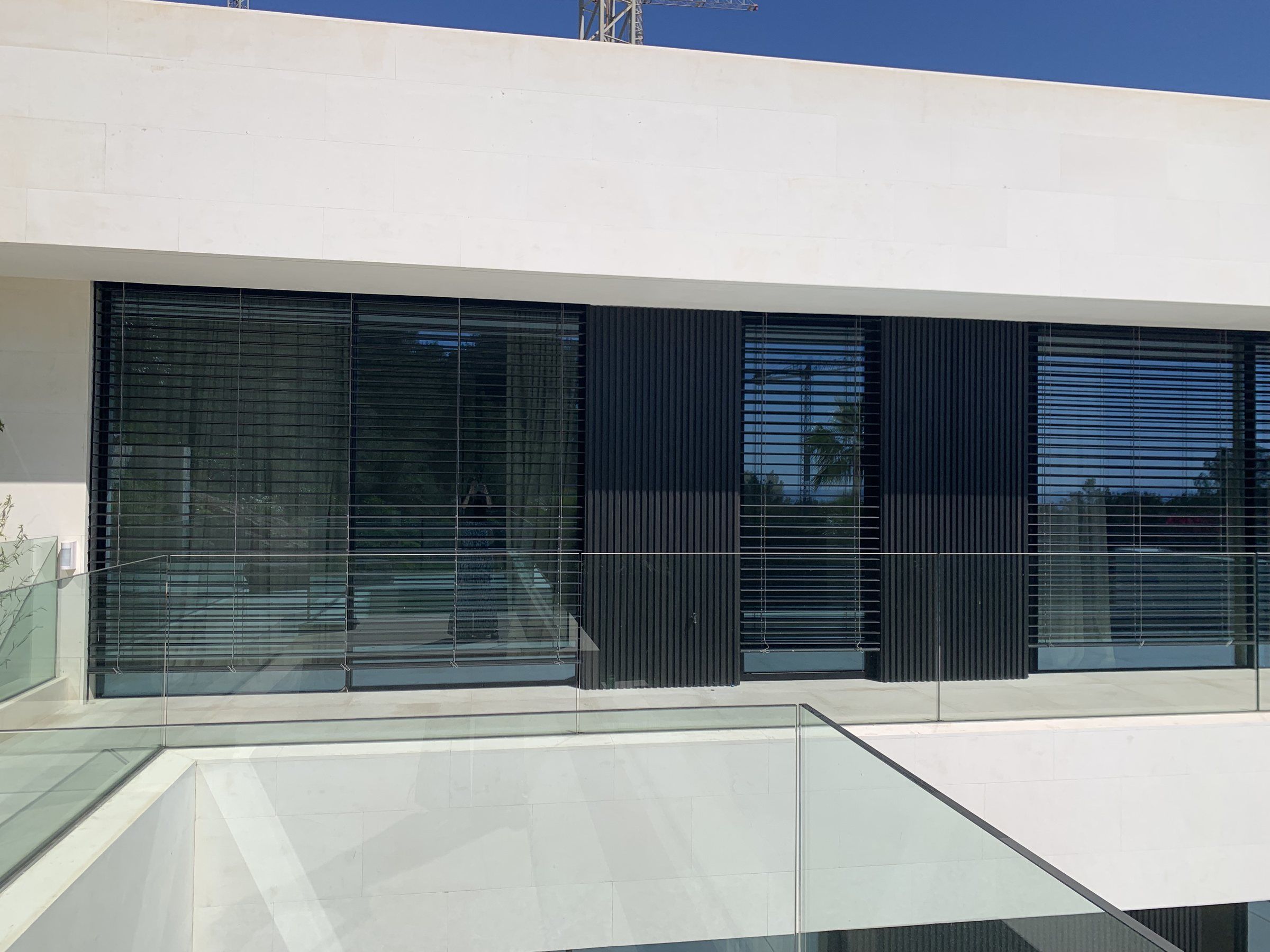 Double-height roller blinds and sheers – Mallorca (2)