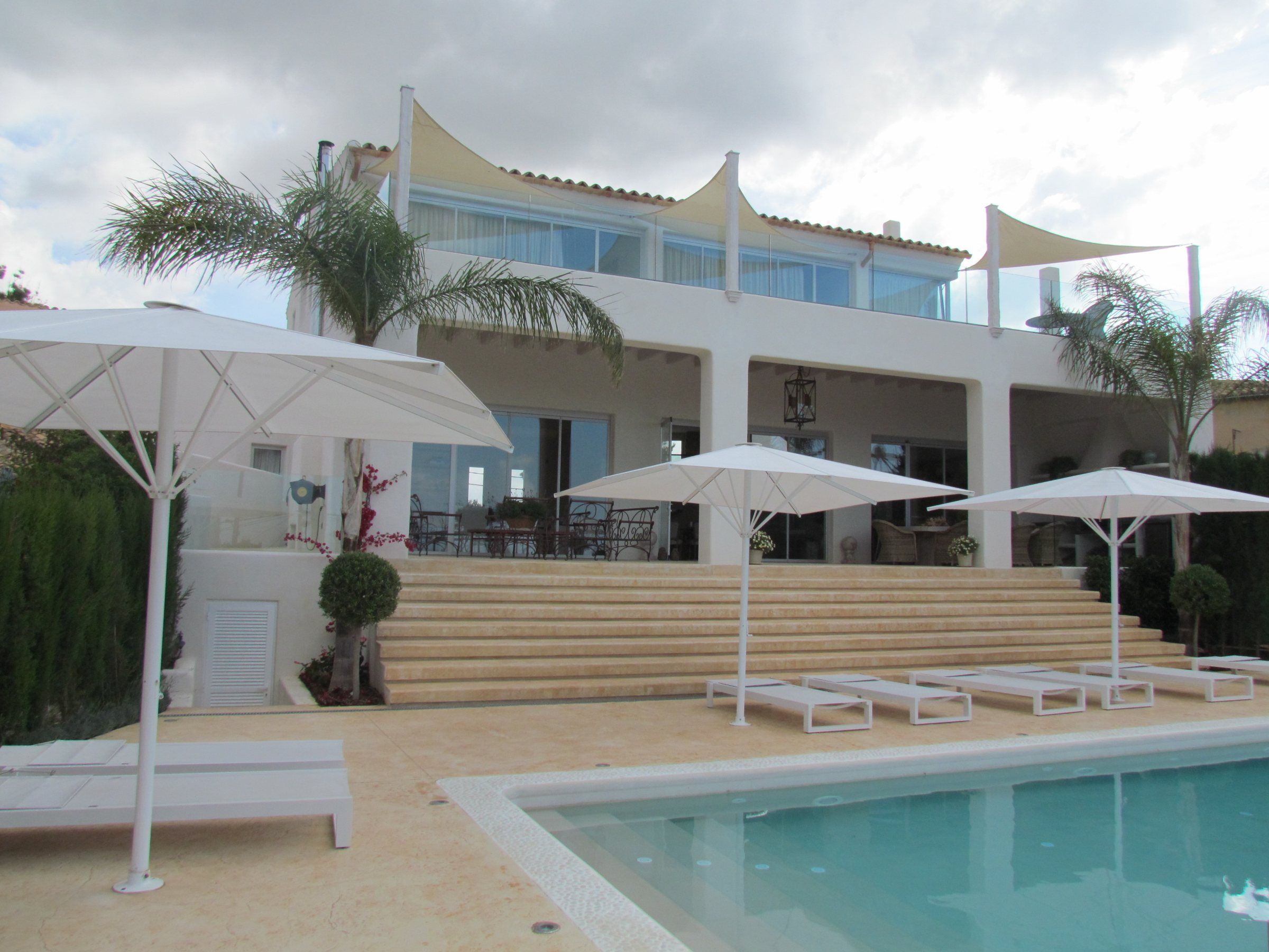 Sonnensegel über dem Pool – Mallorca (3)