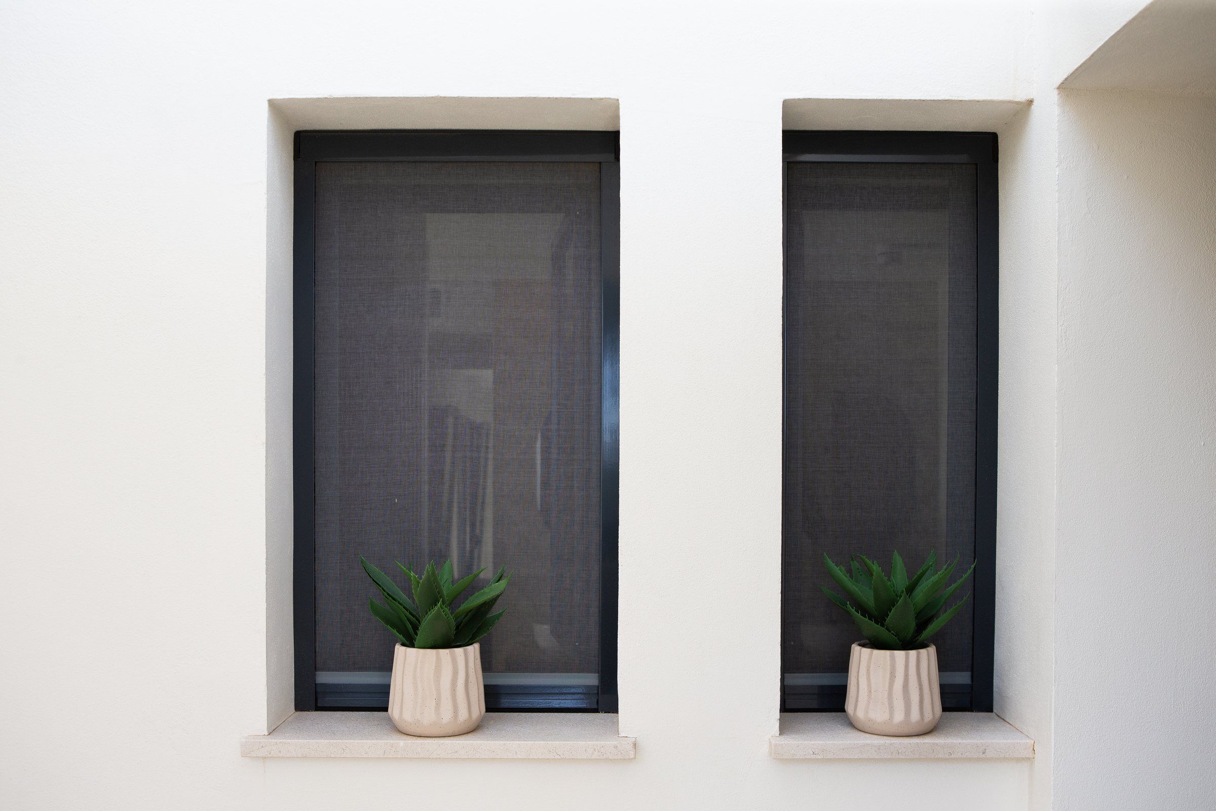 Curtains, roller blinds and mosquito screens – Mallorca (8)