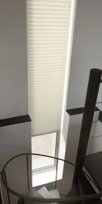Pleated blind on a narrow window
