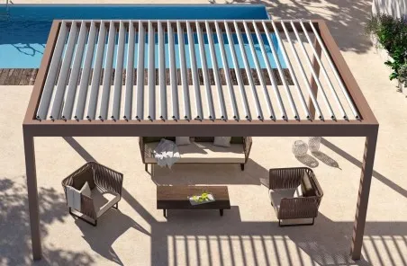 Bioclimatic pergola on display at the R+T fair