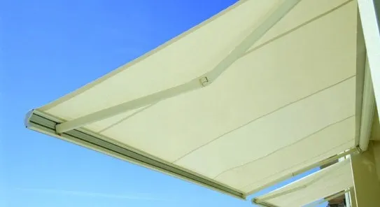 Toldo Cofre - Brazos Invisibles