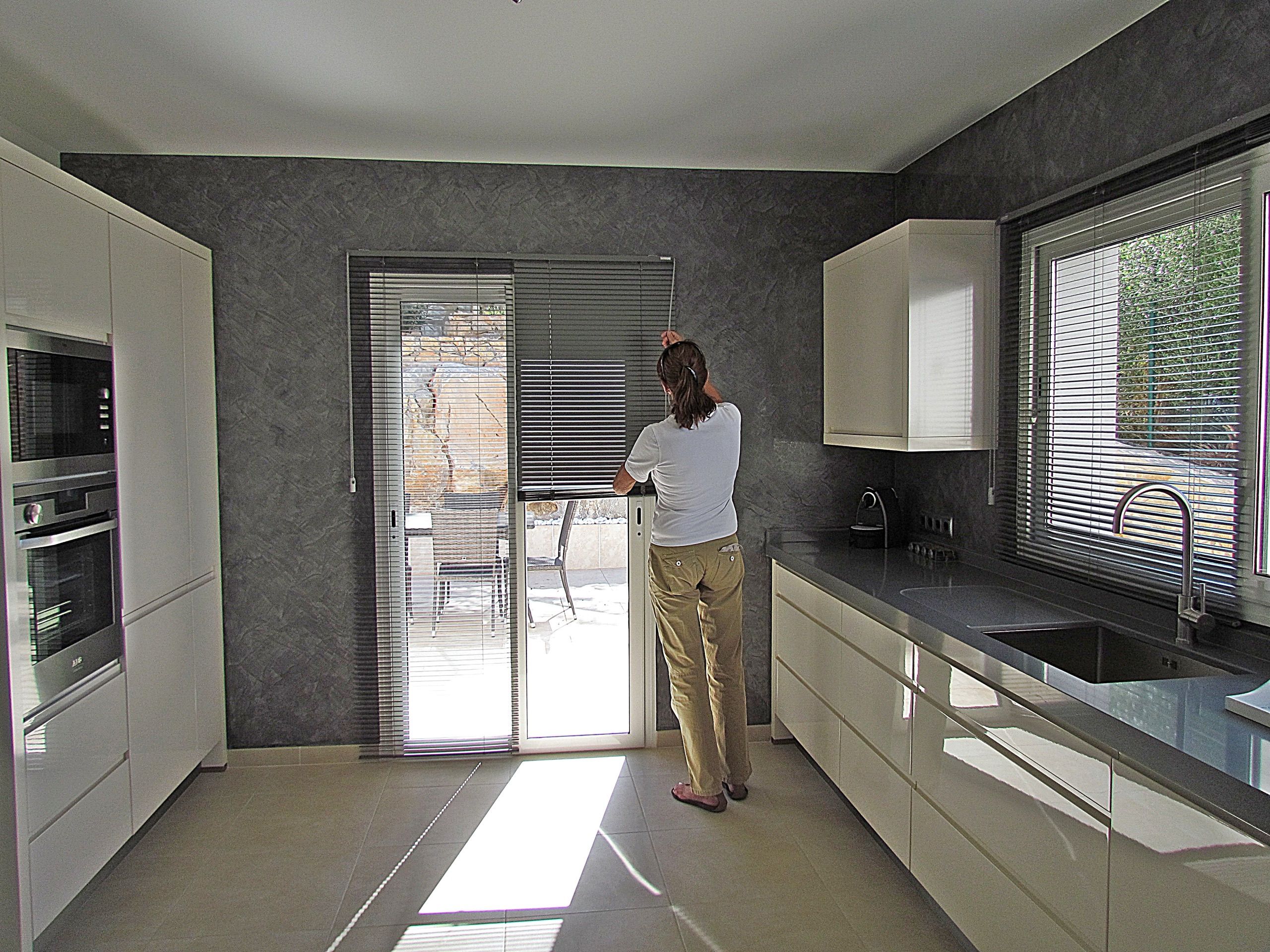 Aluminum Venetian blinds – Puerto de Andratx – Mallorca (1)
