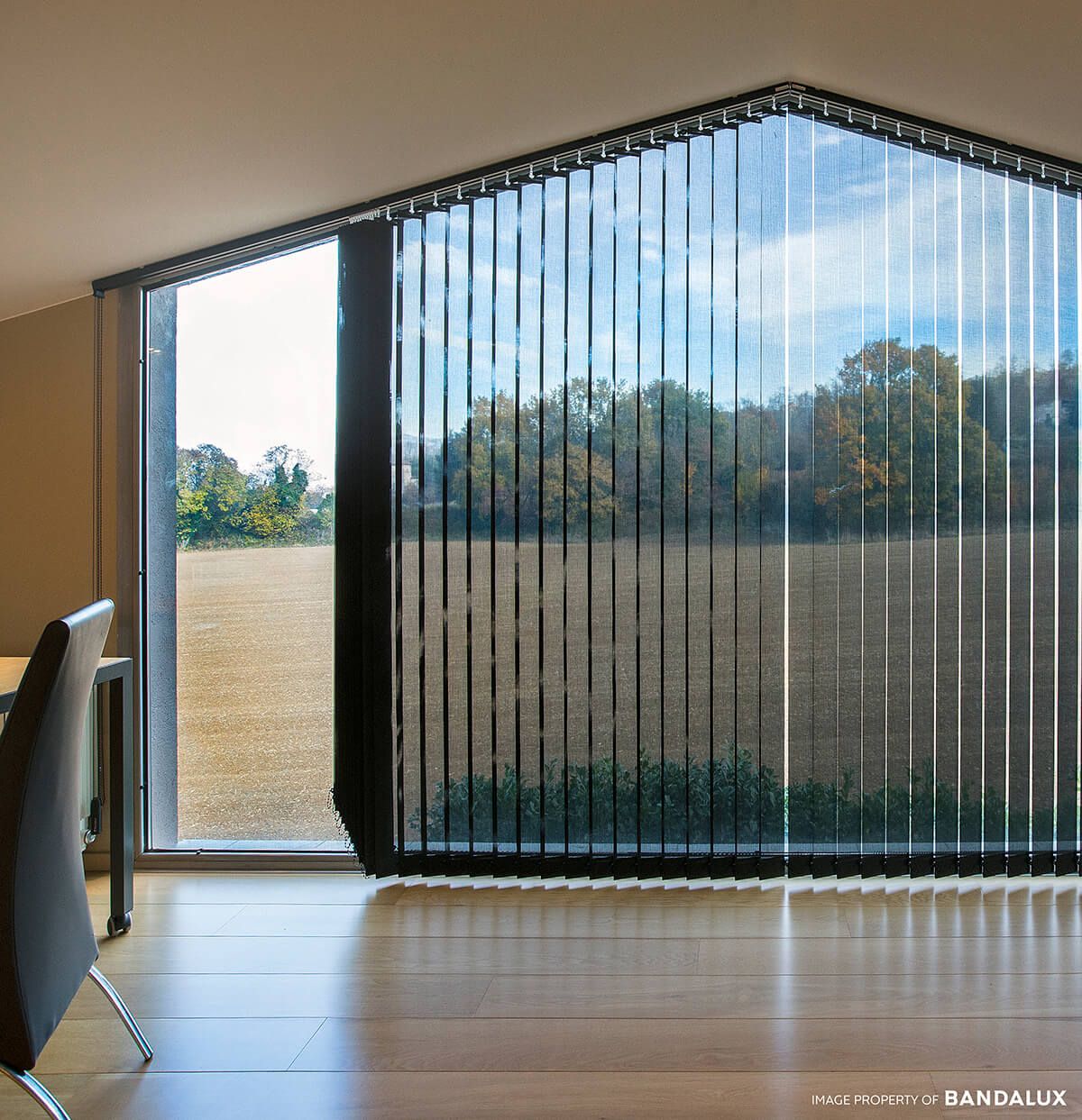 Pleated blinds for slanted windows (1)