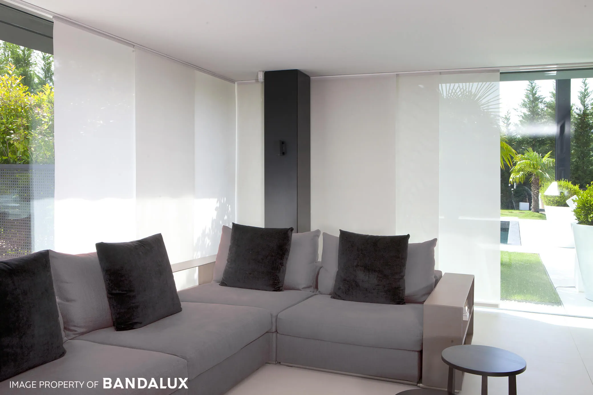 Sliding panel blind