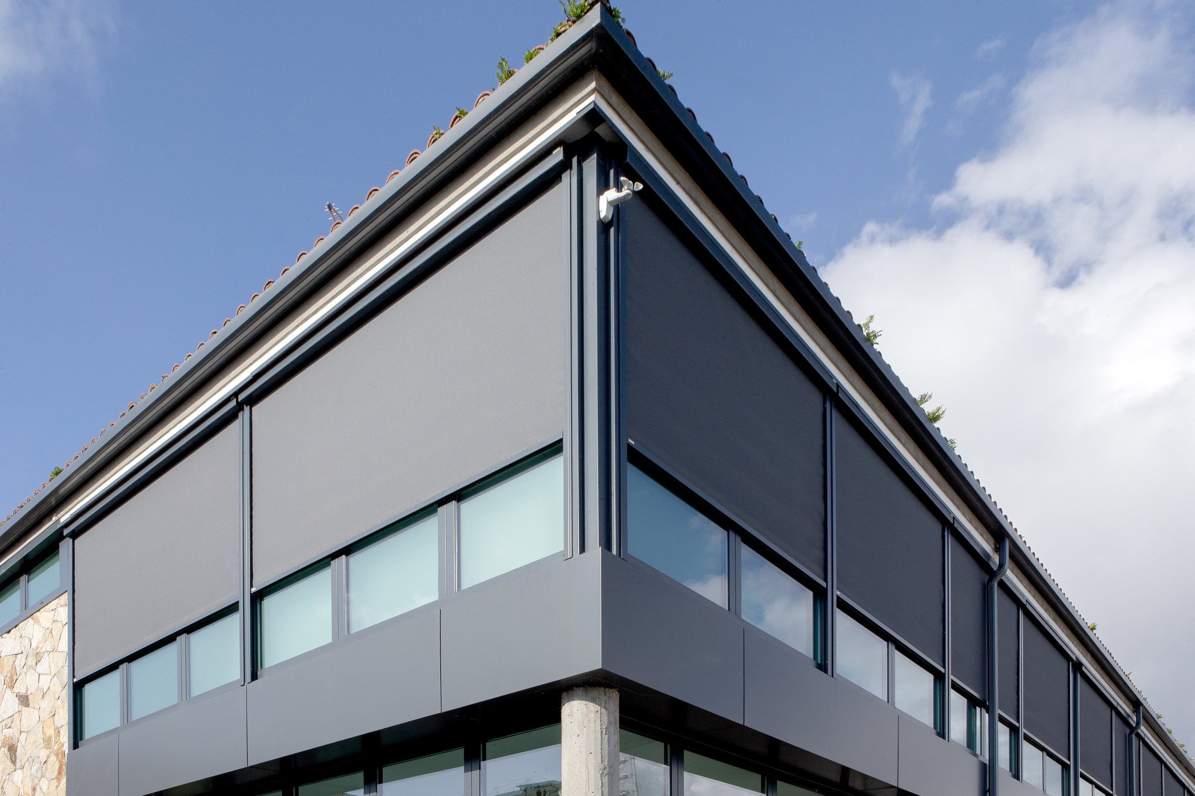 Enrollables exteriores guiados (1)